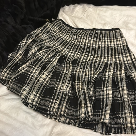 Plaid pleated skirt - Picture 2 of 3